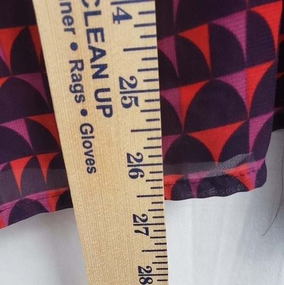 a.n.a. Red And Navy 3/4th Sleeve Gold Button Blouse Sz L - Picture 8 of 9